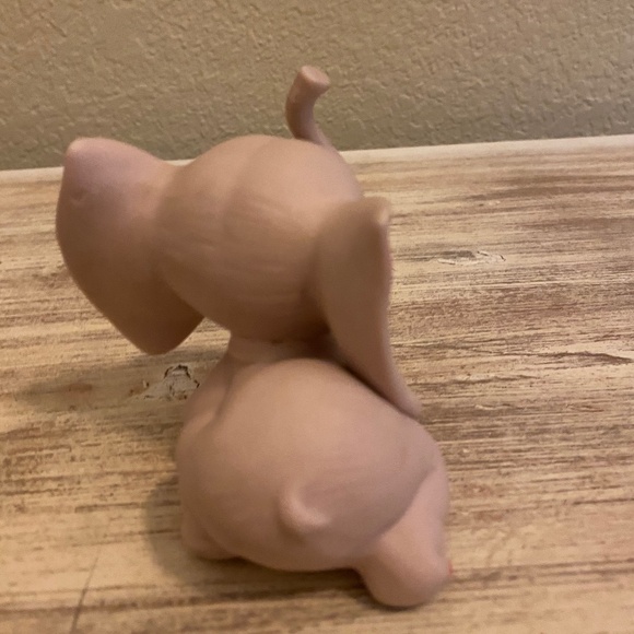 Pristine Vintage Porcelain Bisque Elephant Ring Holder - Picture 6 of 11